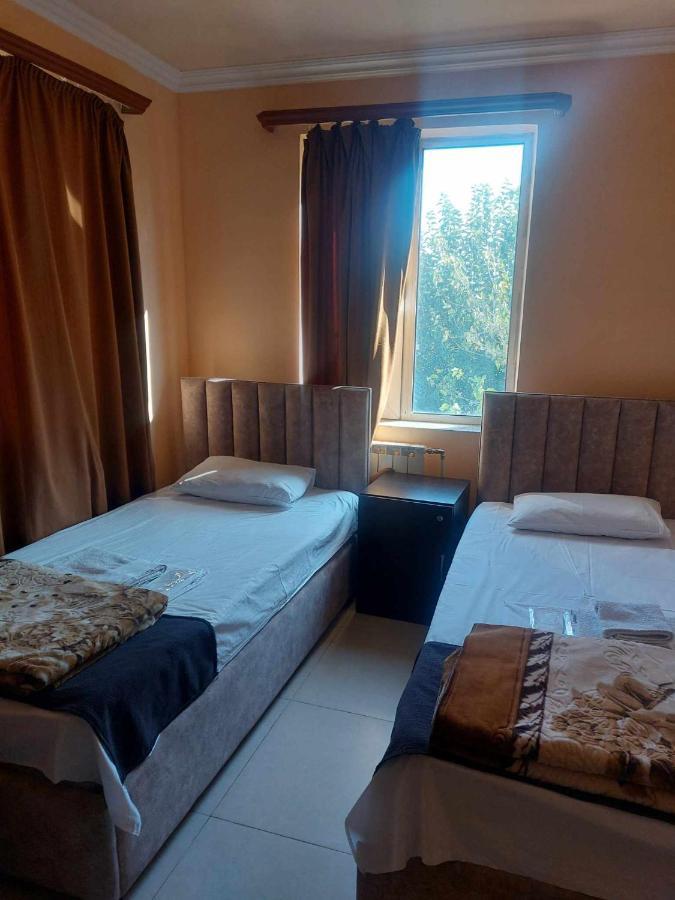 Rp Hotel- Hostel Erivan Dış mekan fotoğraf