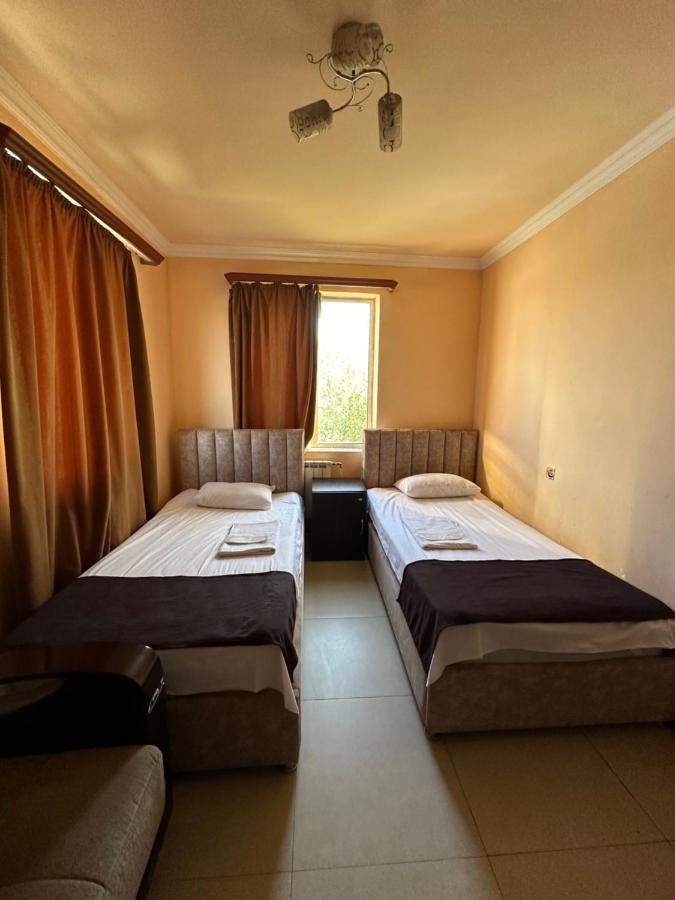 Rp Hotel- Hostel Erivan Dış mekan fotoğraf