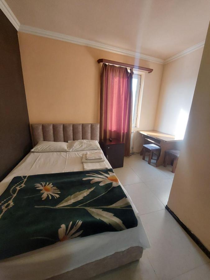 Rp Hotel- Hostel Erivan Dış mekan fotoğraf