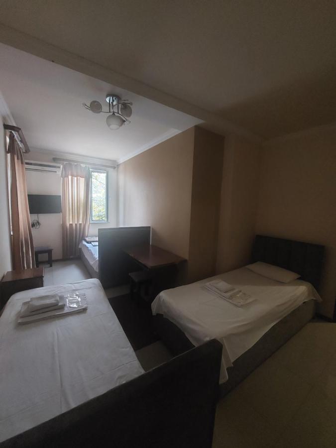 Rp Hotel- Hostel Erivan Dış mekan fotoğraf