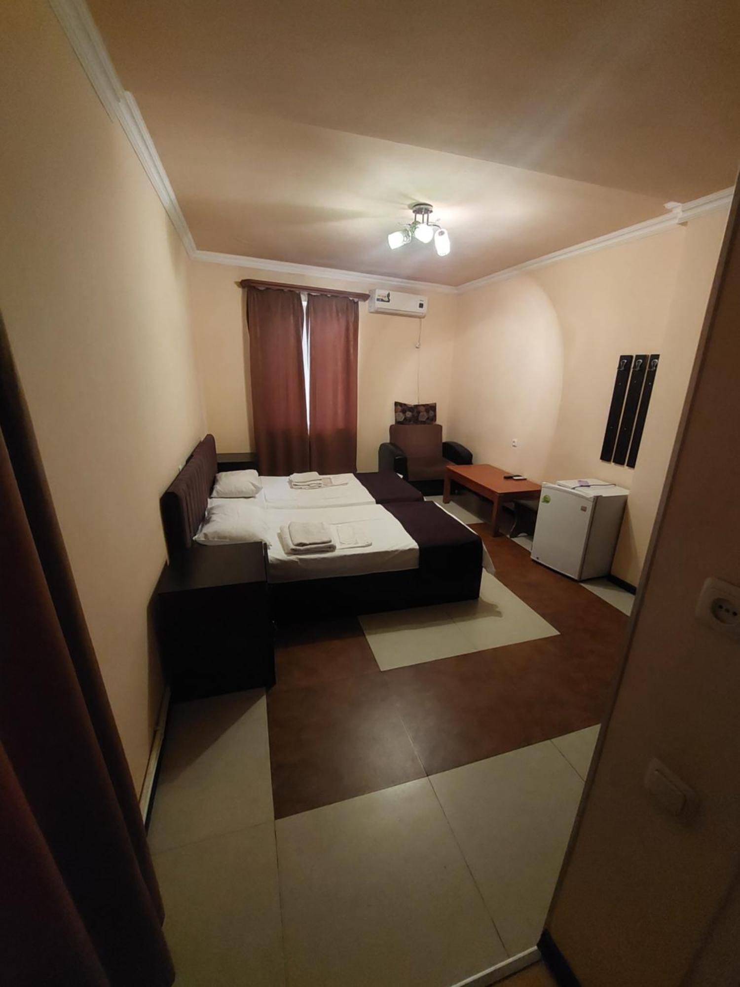 Rp Hotel- Hostel Erivan Dış mekan fotoğraf